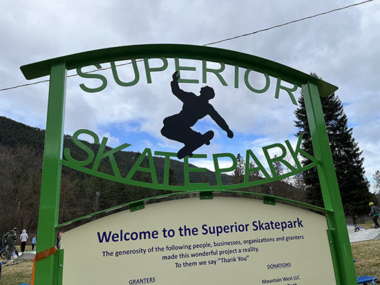 superior skatepark sign